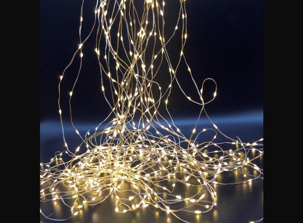 cASCADA 20 HILOS LED ORO 2m CALIDA       