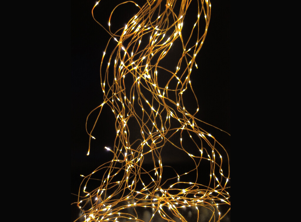 cASCADA 10 HILOS ORO BLANCO LED CALIDO 2m      